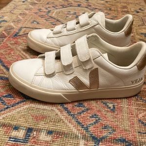 Veja Sneakers